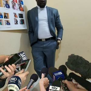 Meet your Posher, Jules